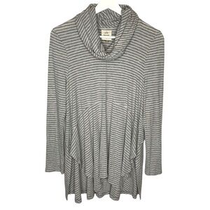 Comfy Slouchy Gray White Striped Waffle Knit Lagenlook Style Long Sleeve Tunic